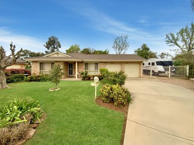 32 Jacaranda Street, Forbes