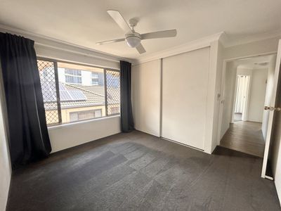 12 / 26 Genoa Street, Surfers Paradise