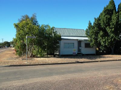 82 Cassowary street, Longreach
