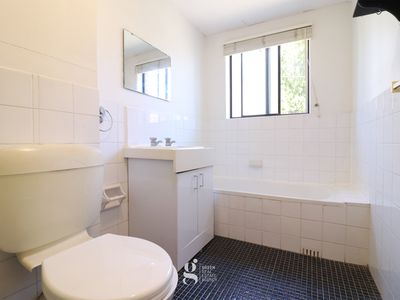 8 / 18-18A Meadow Cres, Meadowbank