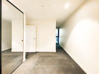 unit 203 / 140 Dudley Street, West Melbourne