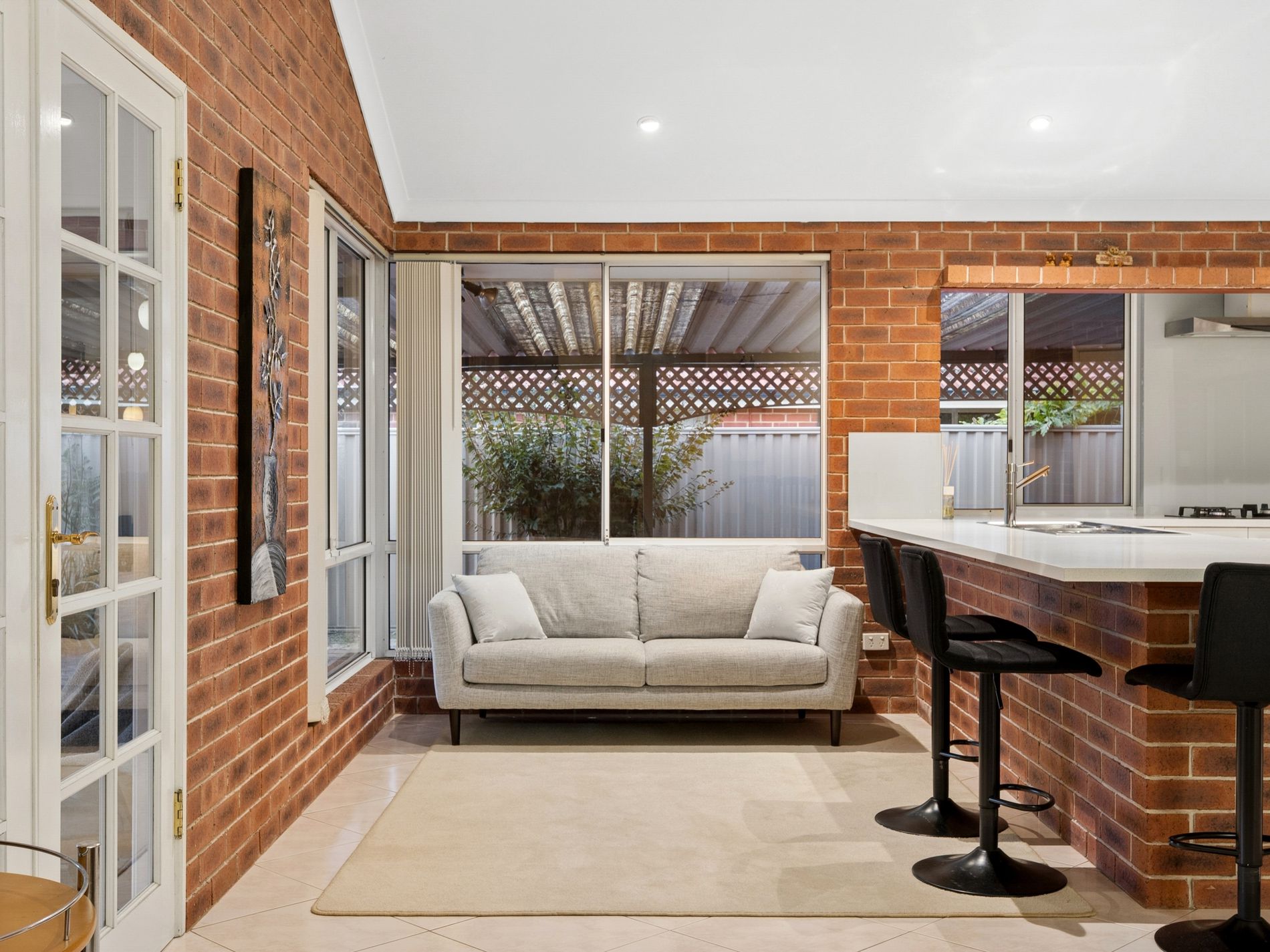 28 Hatherley Parade, Winthrop