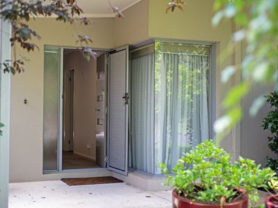 1 / 42 Ross Street, Sale