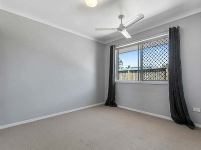 66 Ibis Boulevard, Eli Waters