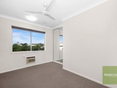 4 / 105 Tully Street, South Townsville