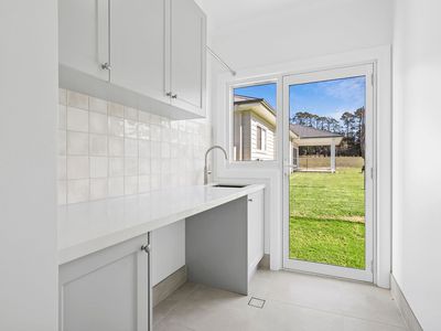 27 Nicholson Circuit, Crookwell