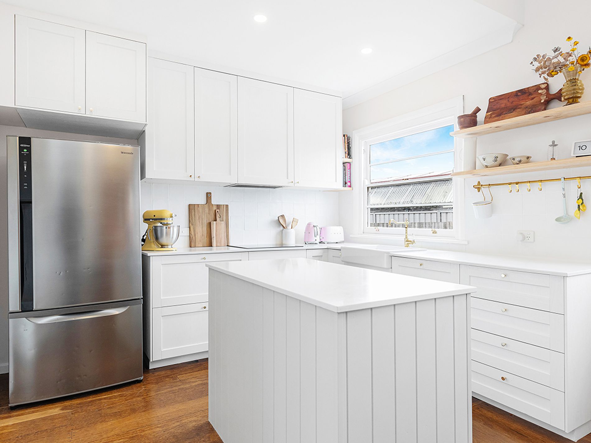 17 Fifth Street, Weston