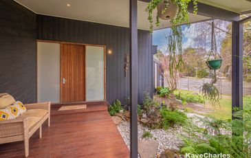 14 Armstrong Road, Beaconsfield Upper