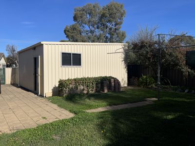154 MacKenzie Street West, Golden Square
