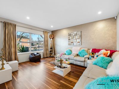 26 Dahlia Drive, Caroline Springs