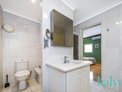 27 Tully Road, East Perth