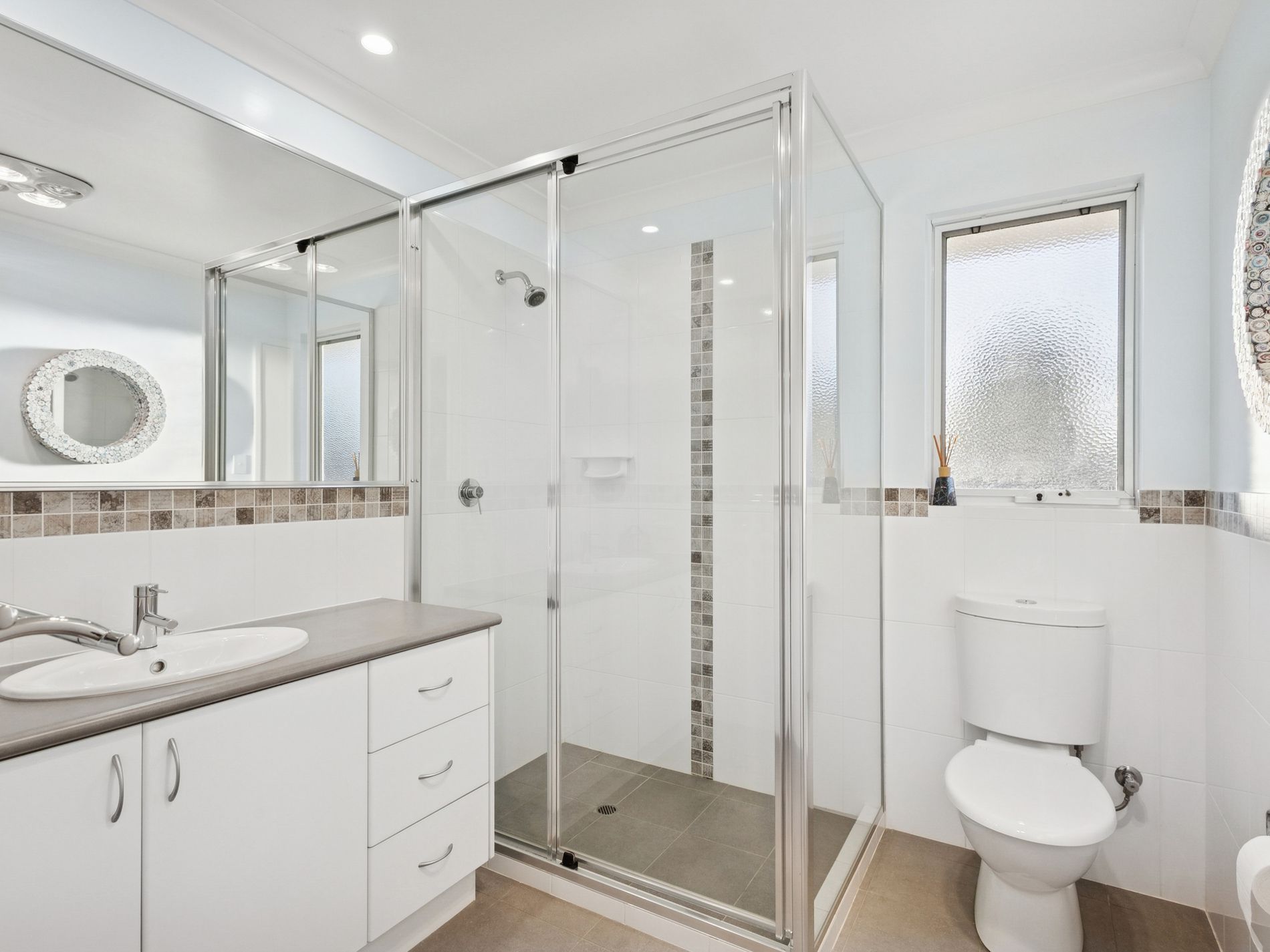 3 / 243 Labouchere Road, Como