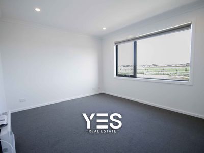 6 Winnipeg Walk, Clyde