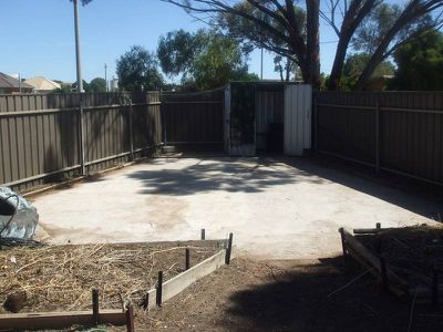 1 Davis Drive, Horsham