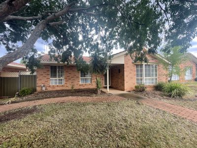 98 Birch Avenue, Dubbo