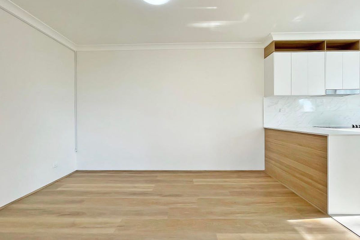 22 / 2-8 Park Avenue, Burwood