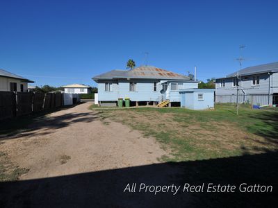 73 Old College Road, Gatton