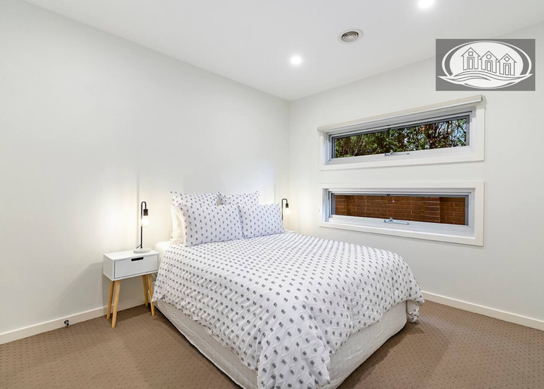 7 Otway Court, Portland