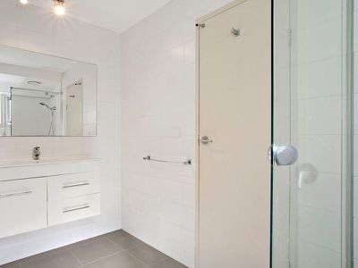 2 / 63 Kilgour Street, Geelong