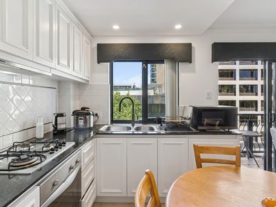 501 / 9 Victoria Avenue, Perth
