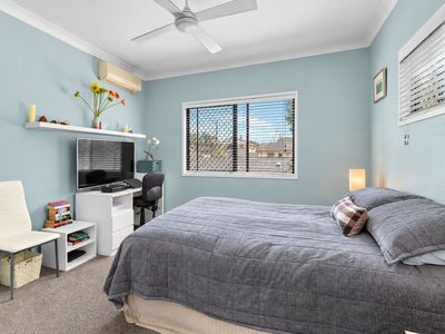 2 / 27 Latham Street, Chermside
