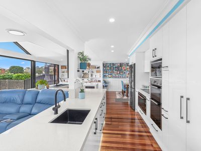 40 King George Parade, Forster