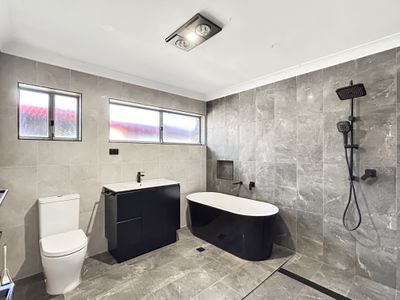 7 Davies Street, Dubbo
