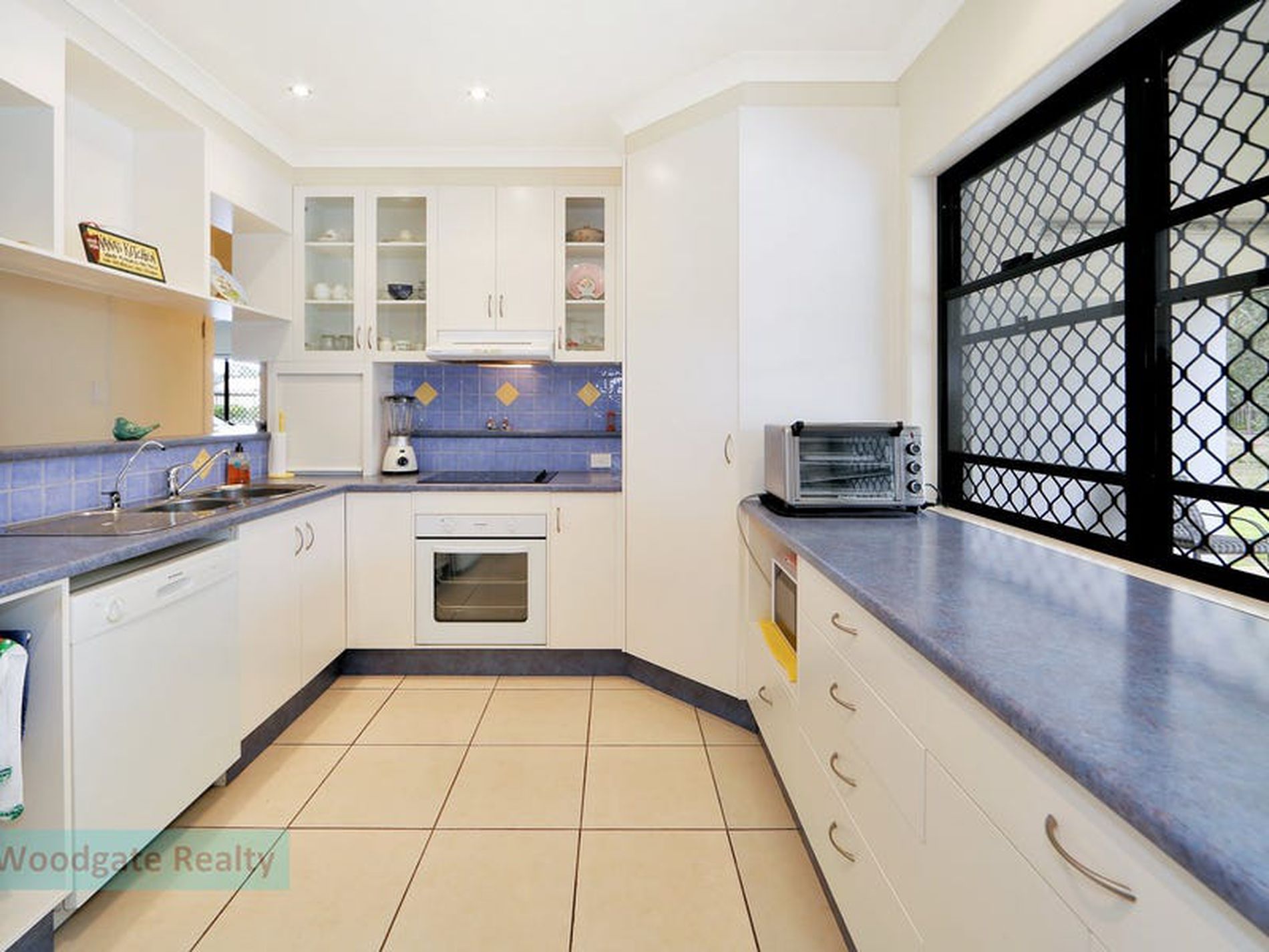 2 Driftwood Place, Woodgate