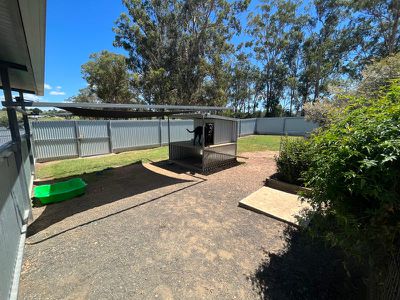 17 Kahler Road, Booie