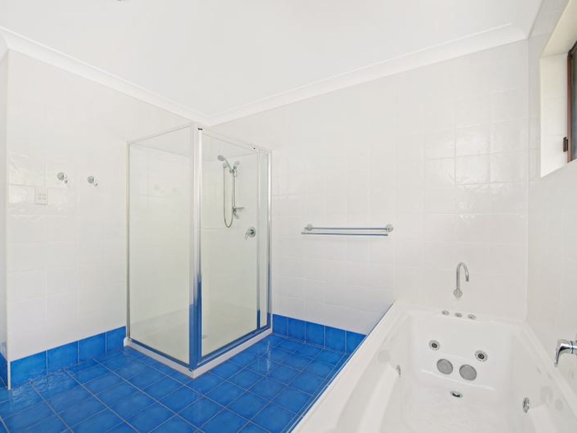 63 Bushland Avenue, Mollymook