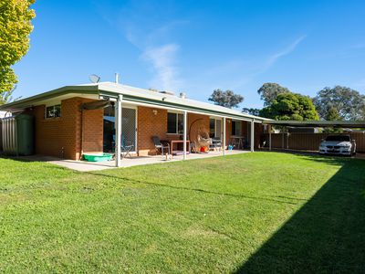 4 PROSPER COURT, Wodonga