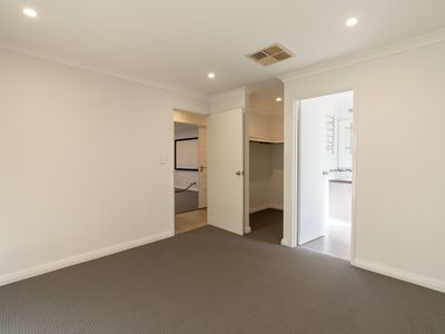 13 Colreavy Ramble, Baldivis
