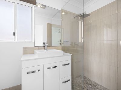 4 / 18 Augustus Street, Toowong