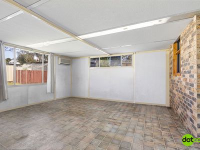 6 Stephen Street, Kanwal