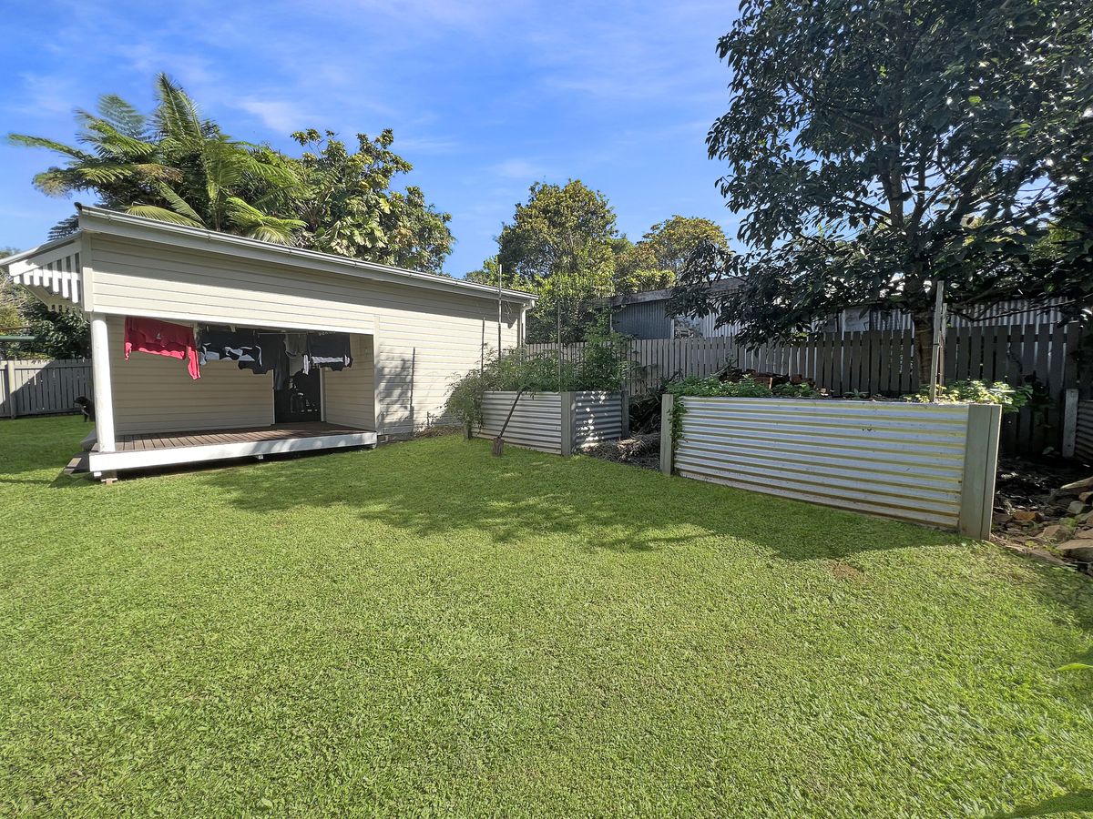 17 Oak Street, Yungaburra