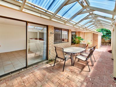 3/8 Colin Road, Scarborough