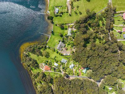 90 Old Highway, Narooma
