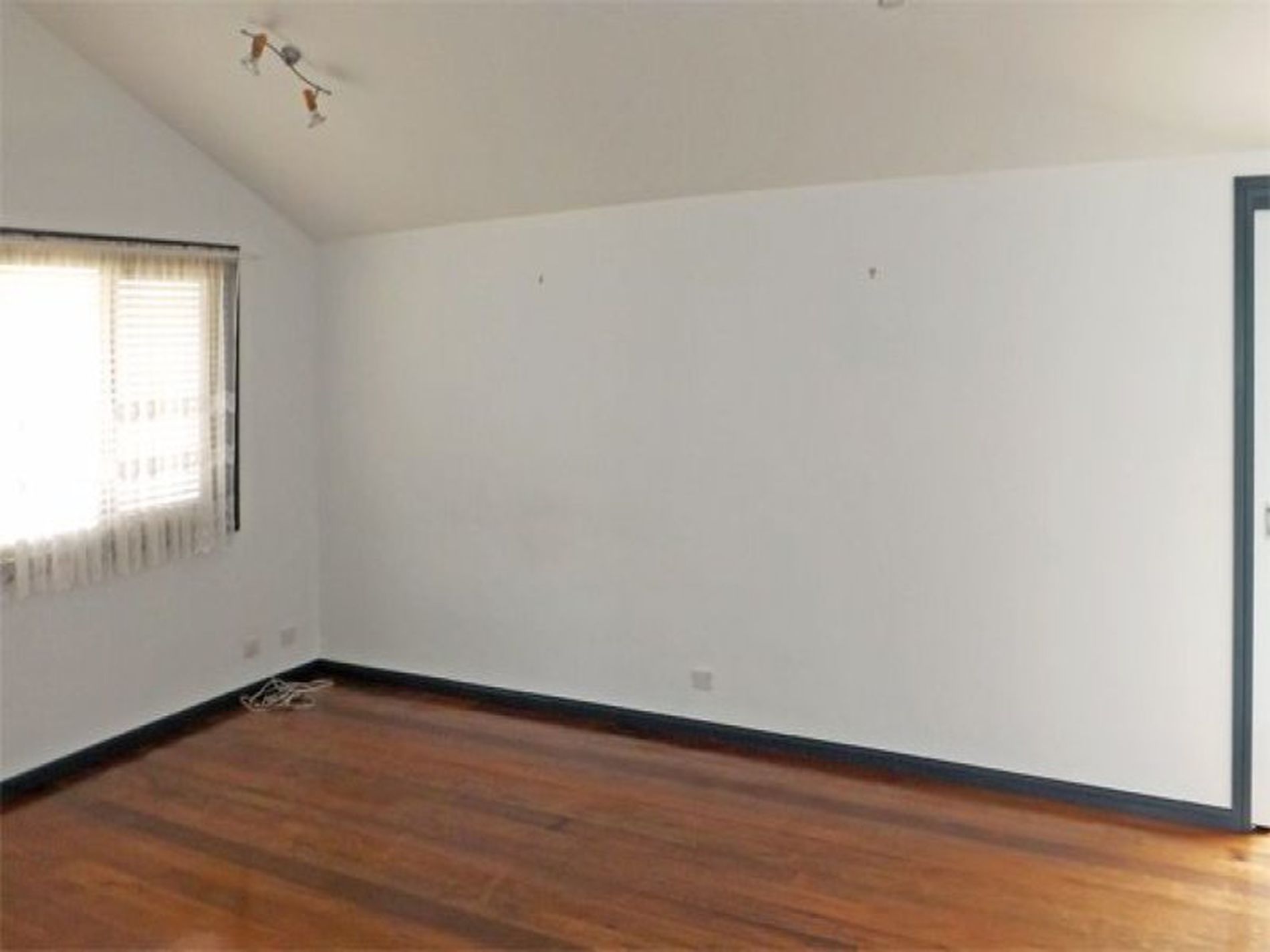 1 / 67 Princes Highway, Ulladulla