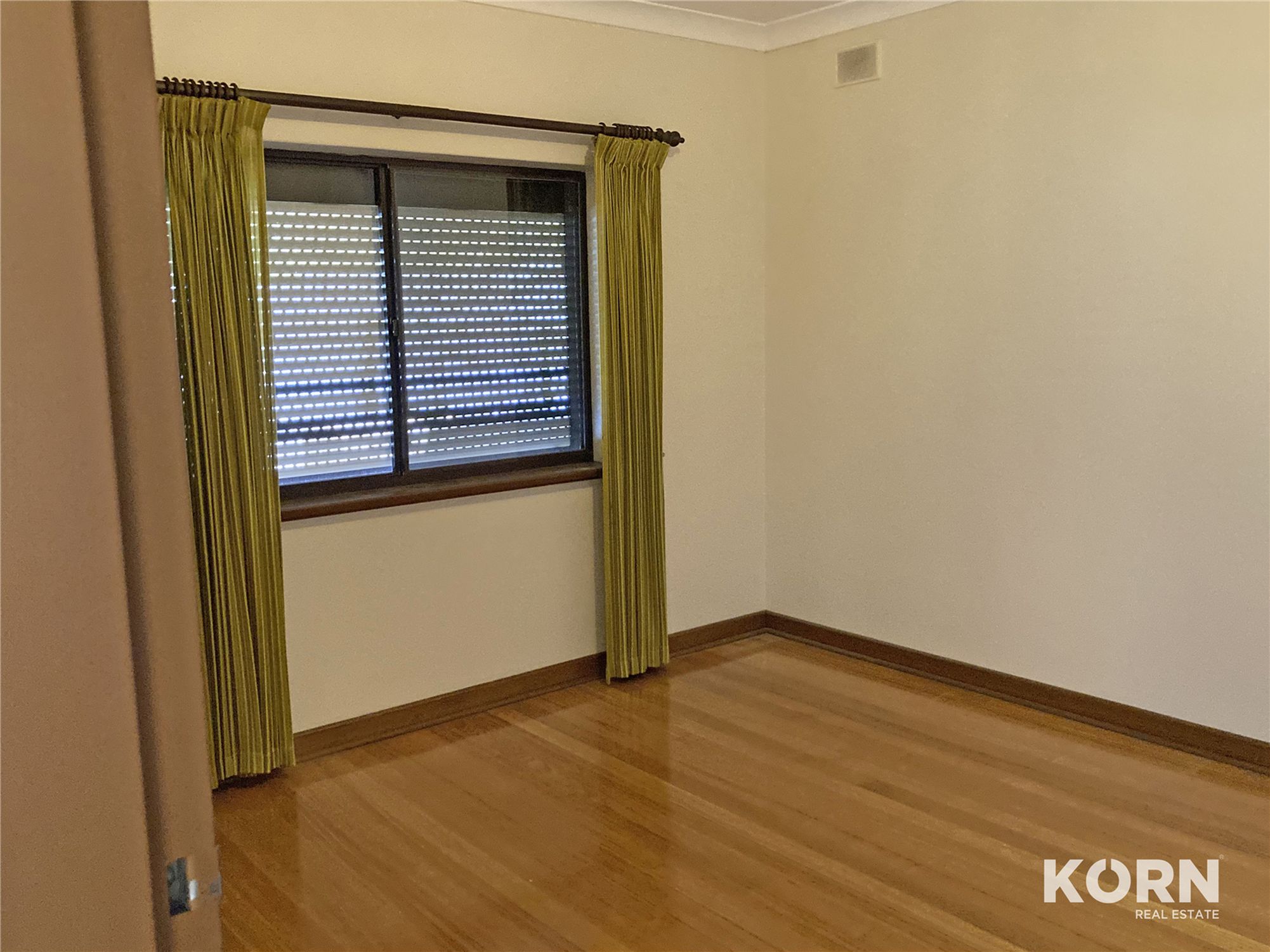 8 Kevin Road, Modbury