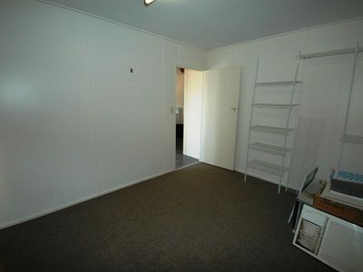 86 Crane Street, Longreach