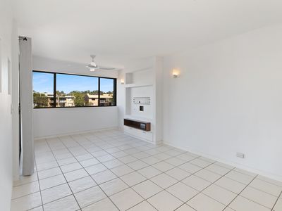 5 / 11-13 Pangarinda Place, Mooloolaba