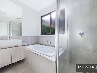 4 Compass Rise, Hampton Park