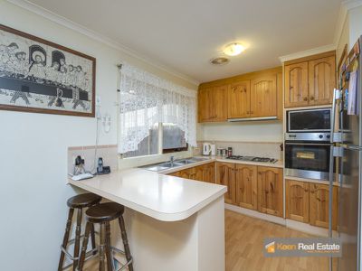 6 Craigie Court, Hampton Park
