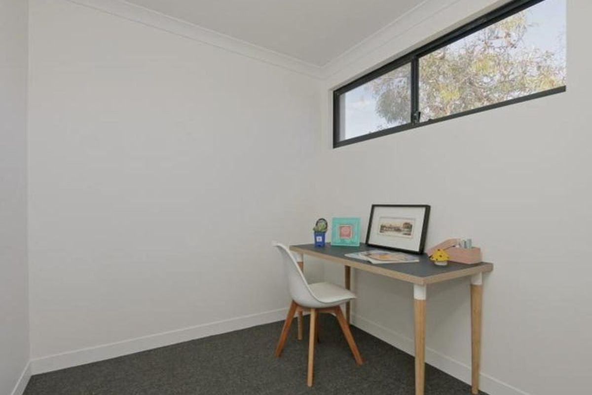 1 / 8 Salisbury Road, Rivervale