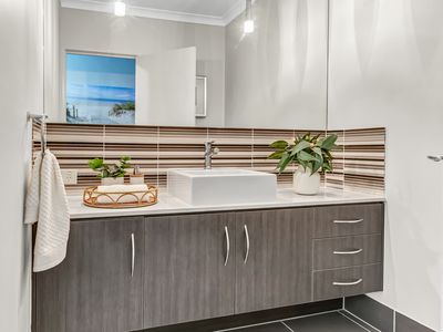 6 Willie Wagtail Crescent, Upper Coomera