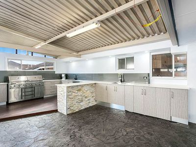 41 Lakeview Parade, Primbee