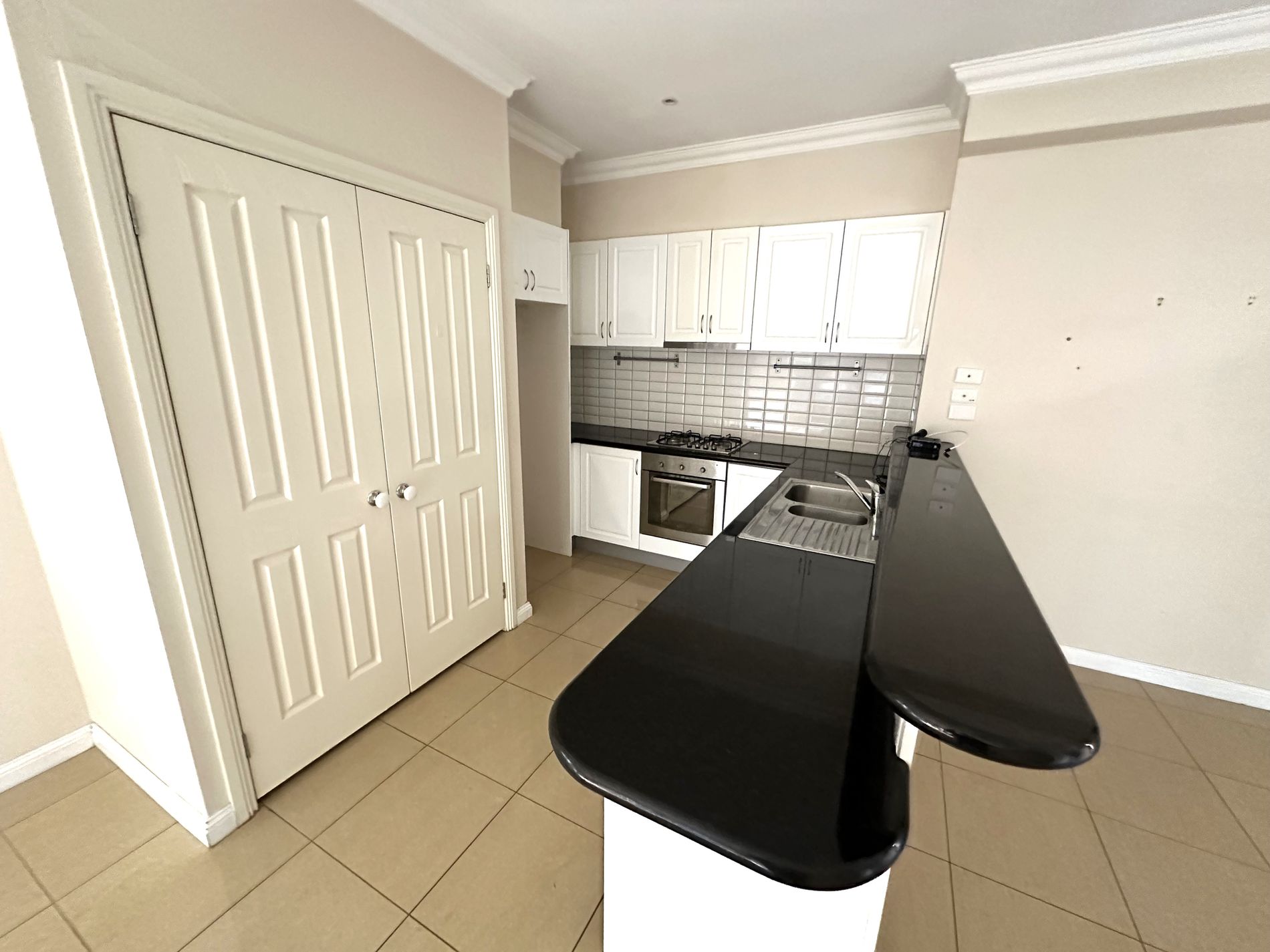 5 / 3 Merric Lane, Carnegie