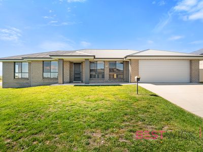 87 Basalt Way, Kelso