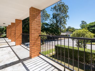 16 Emblem Street, Jamboree Heights