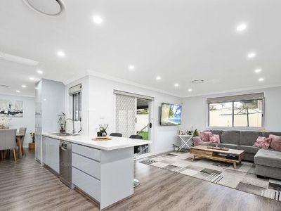 27 Derwent Place, Bossley Park
